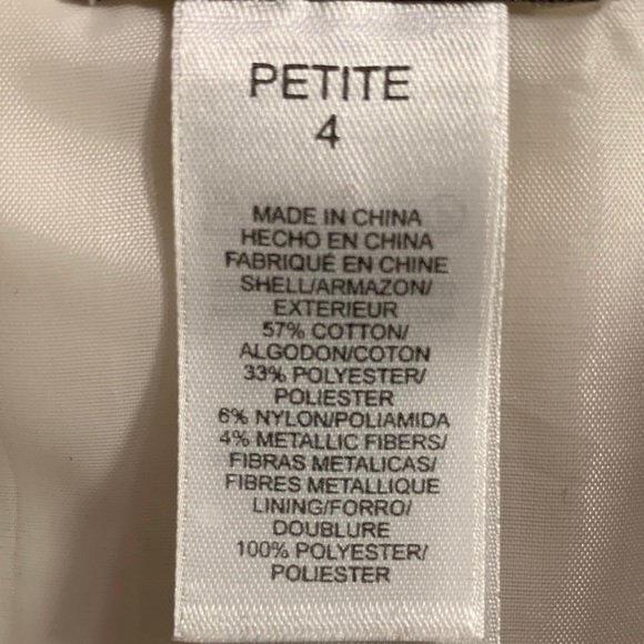 Stunning Emma James Petite Metallic Blazer, Size: 4P, & Color: Cream/Light Gold - Picture 12 of 16